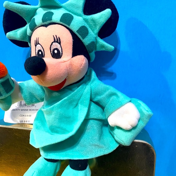 DISNEY STORE EXCLUSIVE NWT 1990s LIBERTY MINNIE/STATUE OF LIBERTY BEAN BAG PLUSH - Picture 8 of 11